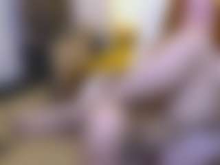 CrazyMomy's Live Sex Cam Show