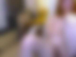 CrazyMomy's Live Sex Cam Show