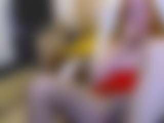 CrazyMomy's Live Sex Cam Show