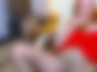 CrazyMomy MILF webcam performer live streaming