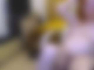 CrazyMomy's Live Sex Cam Show