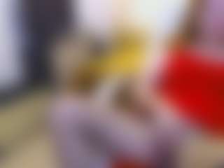 CrazyMomy's Live Sex Cam Show