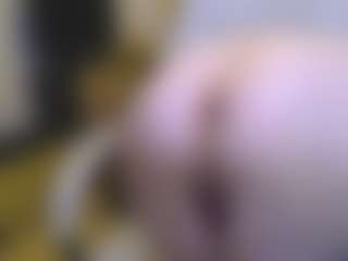 CrazyMomy's Live Sex Cam Show