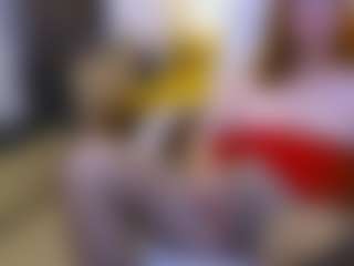 CrazyMomy's Live Sex Cam Show