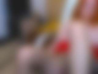 CrazyMomy MILF webcam performer live streaming