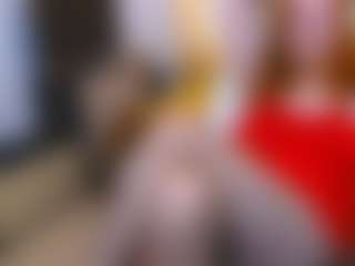 Live cam show with CrazyMomy - Skinny MILF on TastyBlacksLive