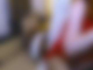 Live cam show with CrazyMomy - Skinny MILF on friskycurves.com