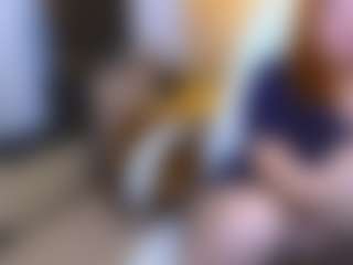 Spettacolo in cam dal vivo con CrazyMomy - Red Hair Granny su Camsoda