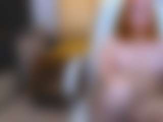 Live cam show with CrazyMomy - Granny on Camiplay Live