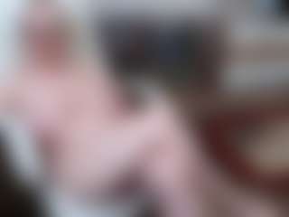 Live cam show with EllyBoobs - Dildo on anonymated.com