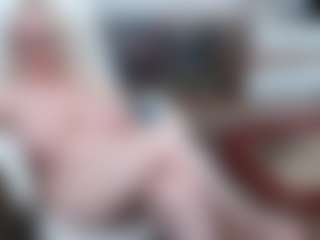 EllyBoobs's Live Sex Cam Show