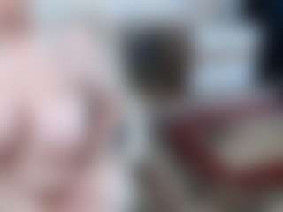 EllyBoobs's Live Sex Cam Show