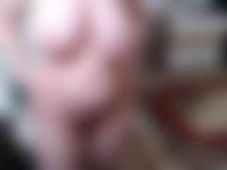 EllyBoobs's Live Sex Cam Show