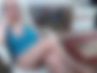 Live cam show with EllyBoobs - Hairy Pussy on xxxlivecams.org