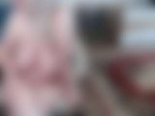 Live cam show with EllyBoobs - Lovense on livesuperchat.net