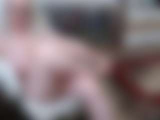 EllyBoobs's Live Sex Cam Show