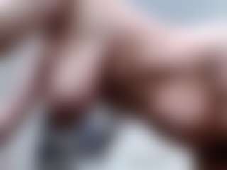 Live cam show with EllyBoobs - Living Room on SpunkLive