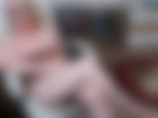 EllyBoobs's Live Sex Cam Show