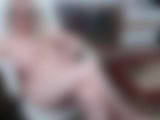 EllyBoobs's Live Sex Cam Show