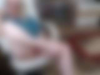 EllyBoobs's Live Sex Cam Show