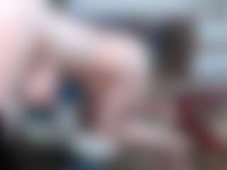 Live cam show with EllyBoobs - Granny Dildo on xxxlivecams.org