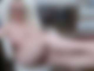 EllyBoobs's Live Sex Cam Show