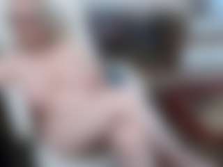 EllyBoobs's Live Sex Cam Show