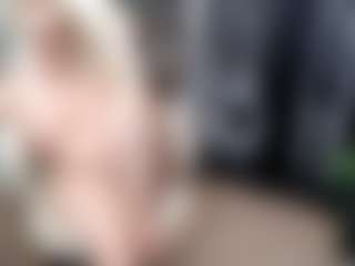 EllyBoobs's Live Sex Cam Show