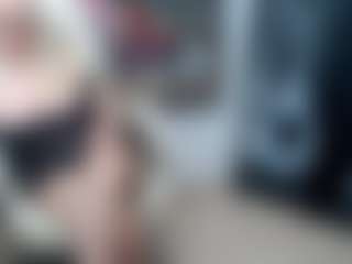 Live cam show with EllyBoobs - Granny Blonde Hair on Camsoda