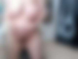 Live cam show with EllyBoobs - Grey Eyes on Camsoda