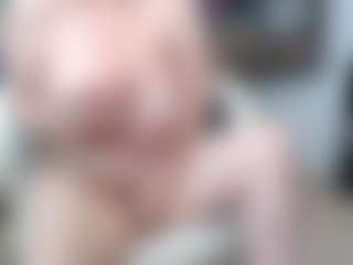 EllyBoobs's Live Sex Cam Show