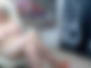 EllyBoobs's Live Sex Cam Show