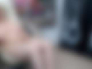 Live cam show with EllyBoobs - Big Tits MILF on Camsoda