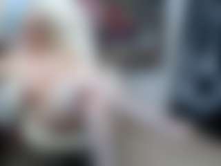 Live cam show with EllyBoobs - Living Room on nudelive.tv