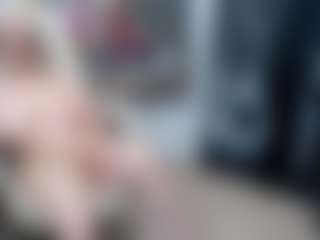 EllyBoobs's Live Sex Cam Show