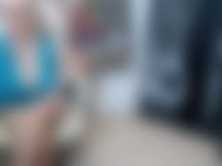 EllyBoobs's Live Sex Cam Show
