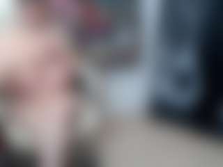 EllyBoobs's Live Sex Cam Show