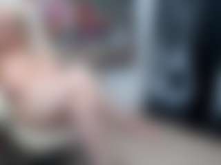 Live cam show with EllyBoobs - Granny Blonde Hair on CamwithHer