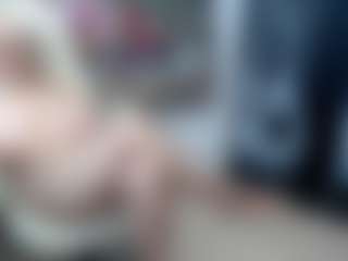 Live cam show with EllyBoobs - Blonde Hair Middle Aged on livesuperchat.net