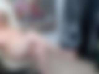 Live cam show with EllyBoobs - Granny Blonde Hair on Fling VIP Chat