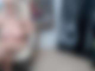 Live cam show with EllyBoobs - Big Tits MILF on googirlz