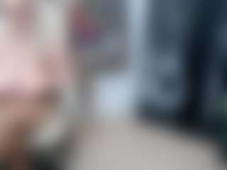 Live cam show with EllyBoobs - Blonde Hair MILF on Fit Hotties
