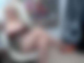 EllyBoobs's Live Sex Cam Show