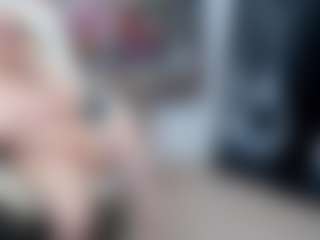 Live cam show with EllyBoobs - Blonde Hair Middle Aged on Camsoda