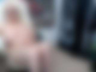 Live cam show with EllyBoobs - Blonde Hair Middle Aged on Streamer API