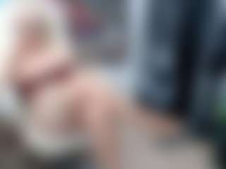 Live cam show with EllyBoobs - Interactivetoy Granny on nudelive.tv