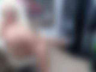 Live cam show with EllyBoobs - Toys Middle Aged on xplaylive.com
