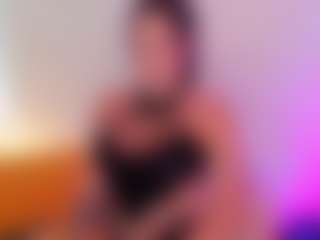 Live cam show with yulli-1 - Riding on Camsoda