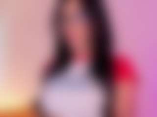 yulli-1's Live Sex Cam Show