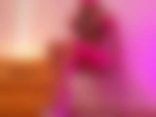 yulli-1's Live Sex Cam Show